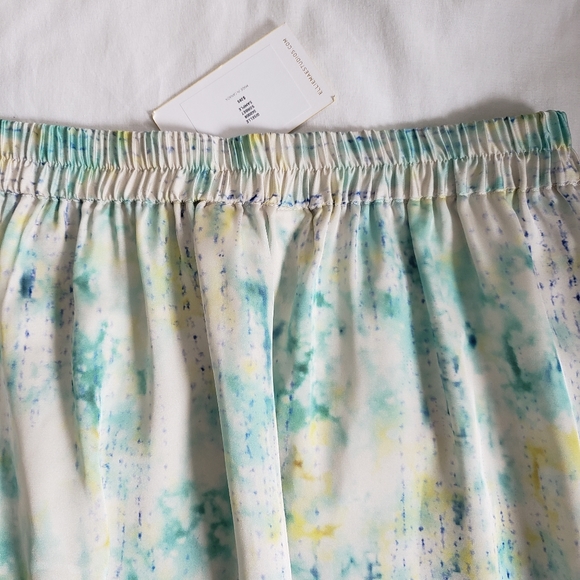 Ellie Mea sample skirt,water colours,silky,linned,pockets Sm - Picture 9 of 12